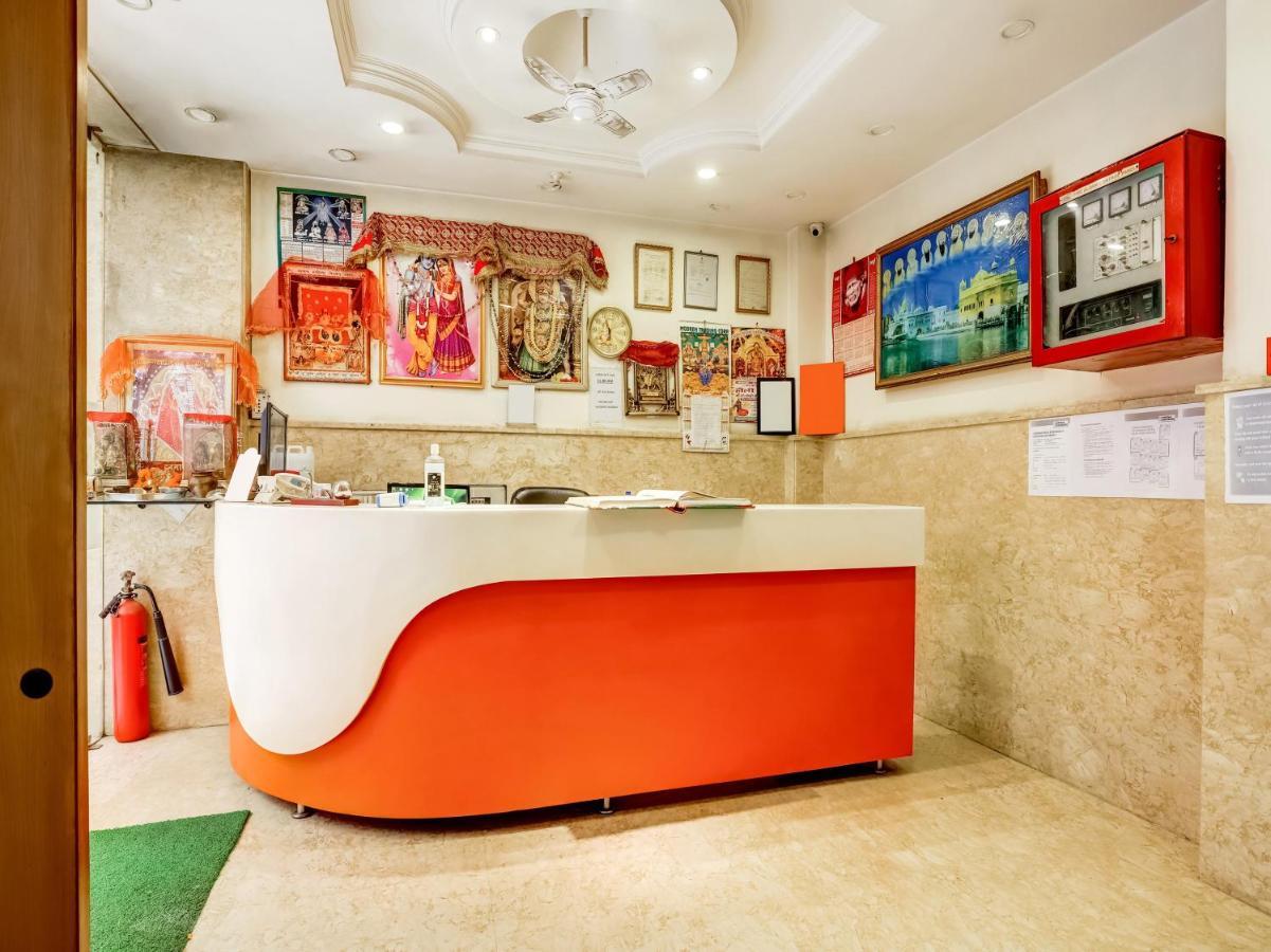 Oyo 75948 Hotel Tushar Continental Ню Делхи Екстериор снимка